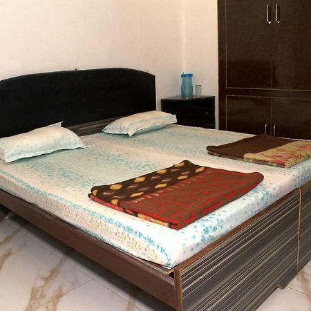 Hotel Tamilnadu Kashi พาราณสี ภายนอก รูปภาพ