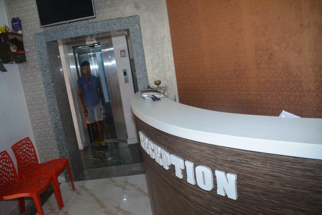 Hotel Tamilnadu Kashi พาราณสี ภายนอก รูปภาพ