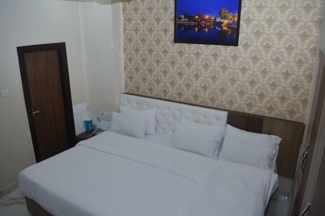 Hotel Tamilnadu Kashi พาราณสี ภายนอก รูปภาพ