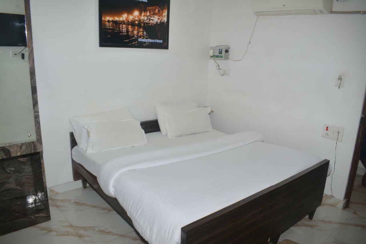 Hotel Tamilnadu Kashi พาราณสี ภายนอก รูปภาพ