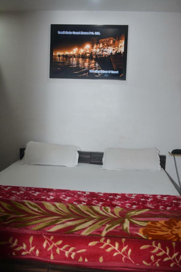 Hotel Tamilnadu Kashi พาราณสี ภายนอก รูปภาพ